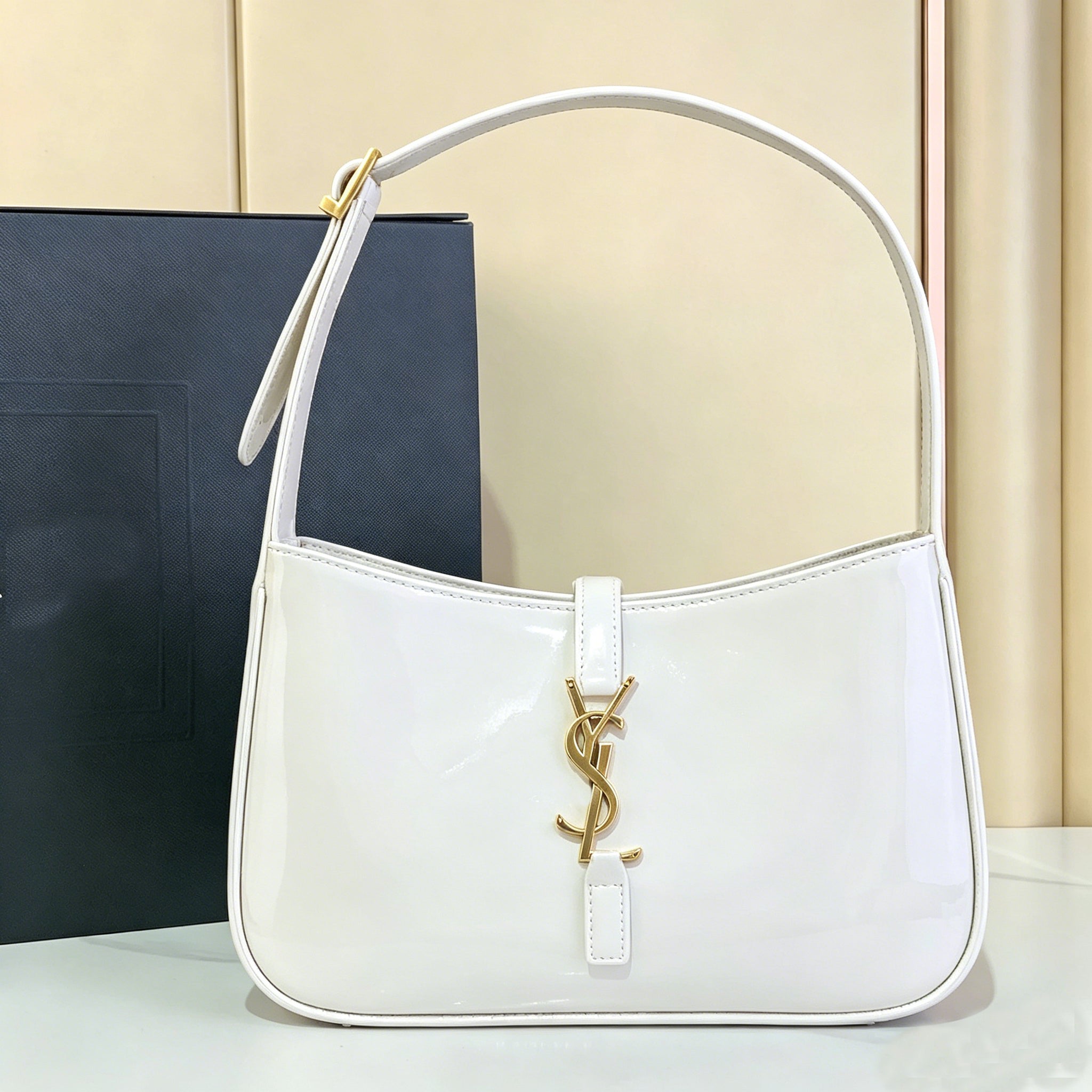 Designer Bags Shoulder Bags Luxury Bags Crossbody Bags Wallets Caviar Leather Chain Bags Fashion Bags Tote Bags Everyday Bags Handbags Mini Bags